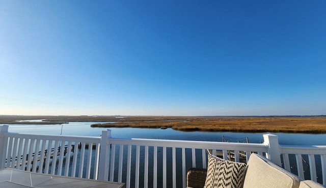 Stone Harbor Bar on the Bay in Middle Township