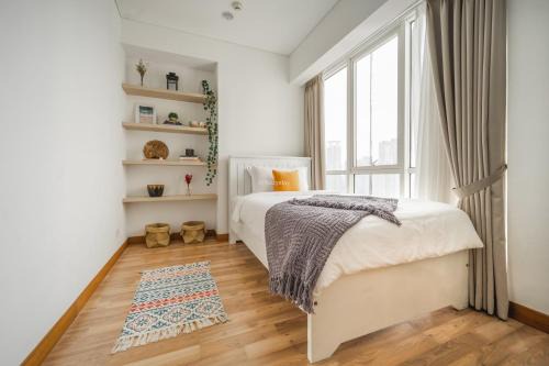 Bungalow by Kozystay - Setiabudi in Jakarta